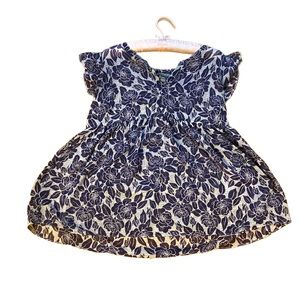 A PEA IN THE POD maternity blouse Sheer butterfly sleeves high low style. Medium